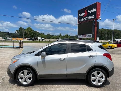 Used 2016 Buick Encore FWD image 7