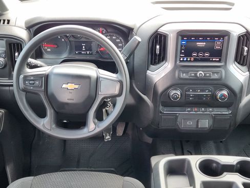 Used 2020 Chevrolet Silverado 1500 Custom w/ Custom Value Package RWD image 25