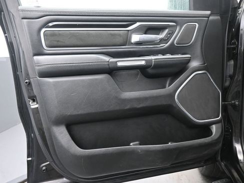 Used 2019 RAM 1500 Laramie image 12