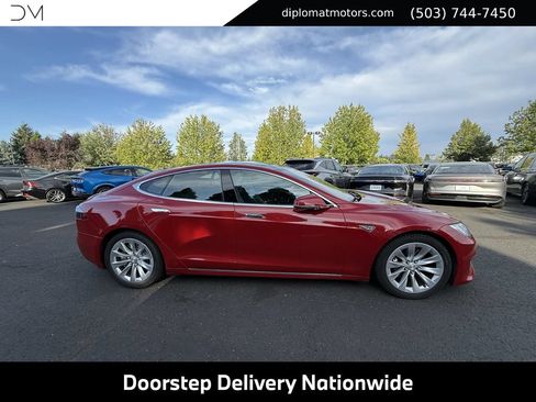 Used 2016 Tesla Model S 75D AWD/4WD image 4
