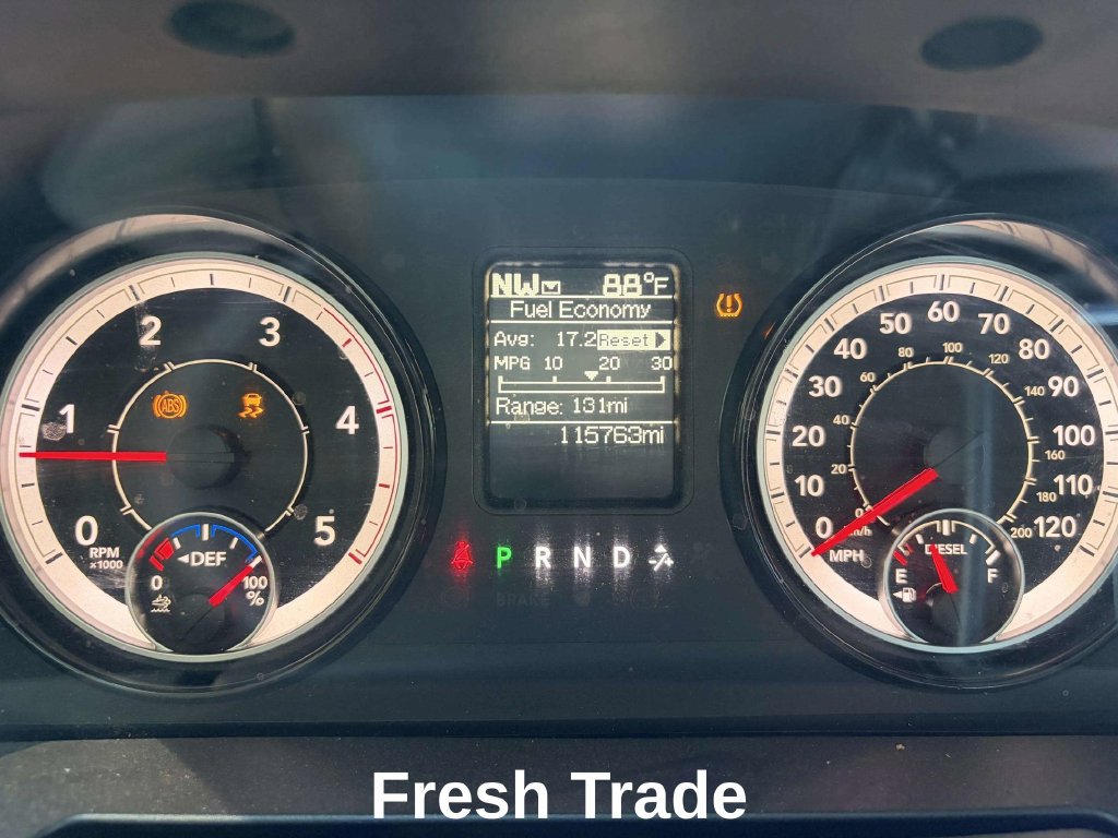 Used 2018 RAM 2500 Tradesman w/ Chrome Appearance Group AWD/4WD image 13