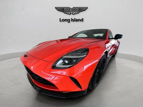 Used 2025 Aston Martin V8 Vantage Coupe image 26