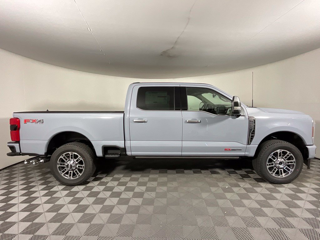 New 2026 Ford F250 Platinum w/ Platinum Plus Package AWD/4WD image 2