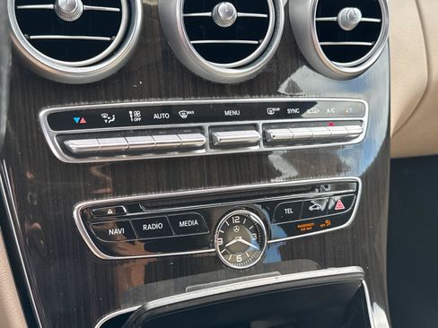 Used 2017 Mercedes-Benz C 300 Sedan image 30