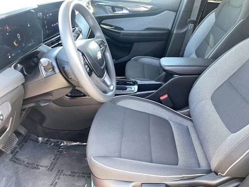 Used 2025 Chevrolet TrailBlazer LT FWD image 26