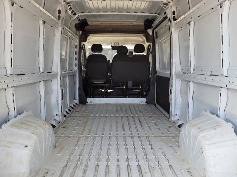 Used 2024 RAM ProMaster 2500 w/ Power Group FWD image 14
