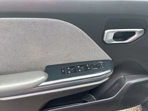 Used 2025 Kia K4 EX FWD image 13