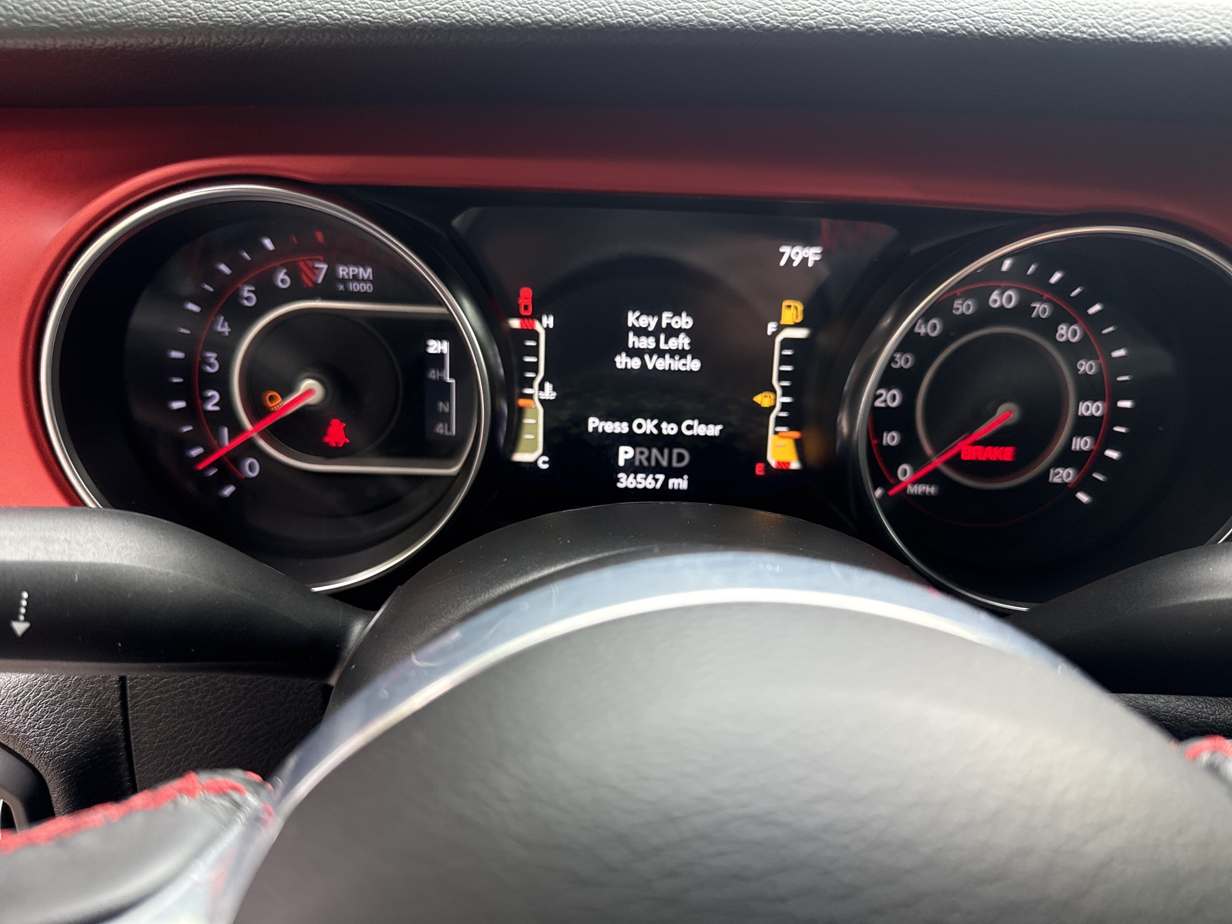 Used 2021 Jeep Gladiator Rubicon AWD/4WD image 25