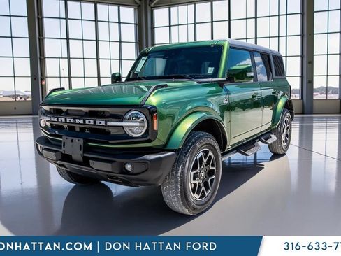 Certified 2024 Ford Bronco Outer Banks AWD/4WD image 27