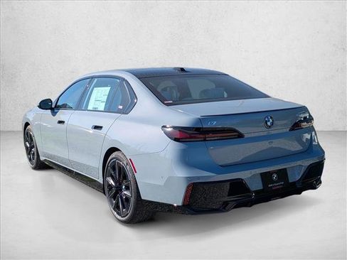 New 2026 BMW i7 eDrive50 image 9