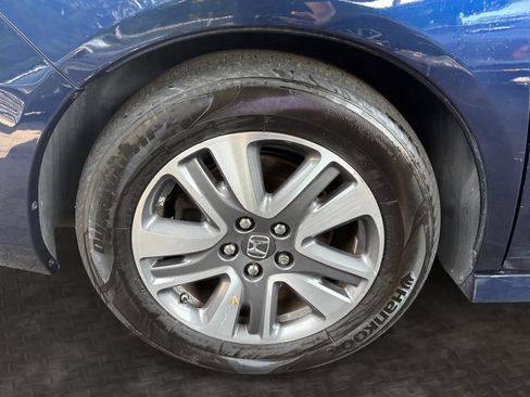 Used 2016 Honda Odyssey Touring Elite image 42