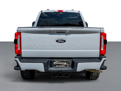 Used 2025 Ford F250 Lariat AWD/4WD image 9