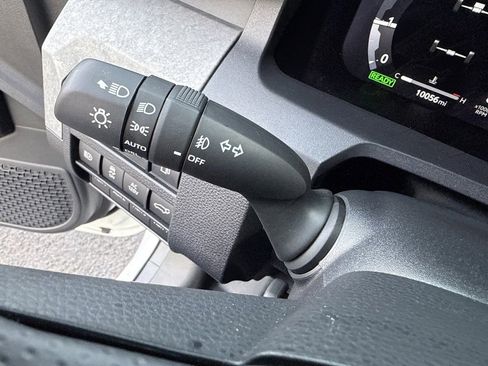 Certified 2025 Toyota 4Runner Trailhunter image 41