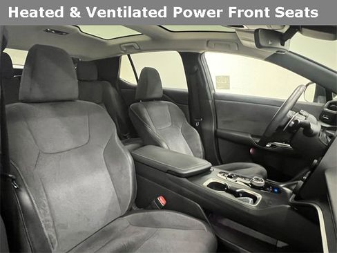 Used 2023 Lexus RZ 450e Premium image 11