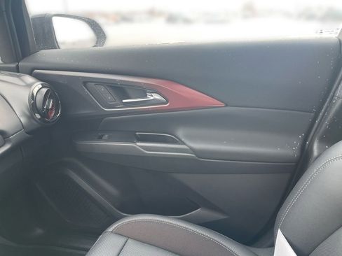 Used 2025 Chevrolet Equinox EV RS w/ Convenience Package II image 30