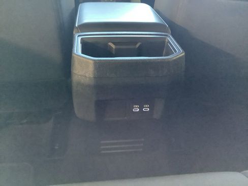 Used 2024 Toyota Tacoma TRD Off-Road image 35