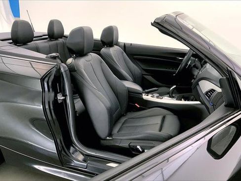 Used 2016 BMW M235i xDrive Convertible image 6