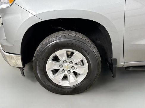 Used 2023 Chevrolet Silverado 1500 LT AWD/4WD image 34