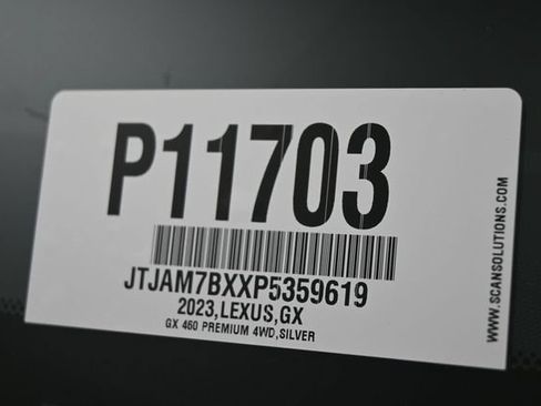 Used 2023 Lexus GX 460 Premium w/ Accessory Package AWD/4WD image 36