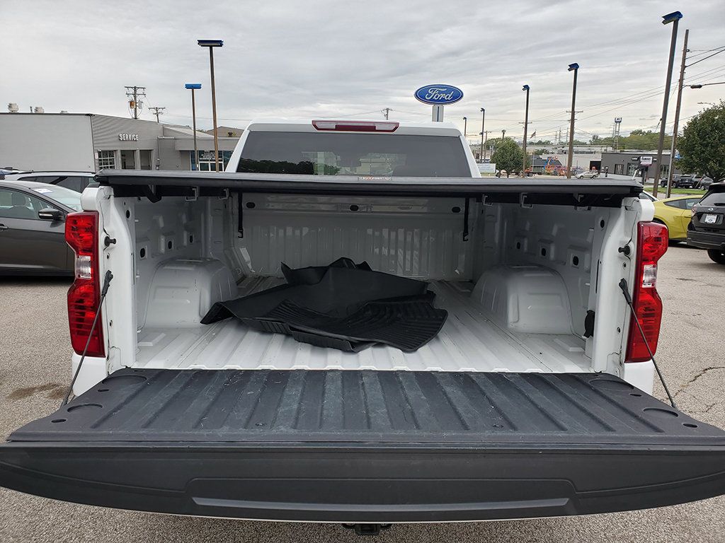 Used 2023 Chevrolet Silverado 1500 Custom AWD/4WD image 16