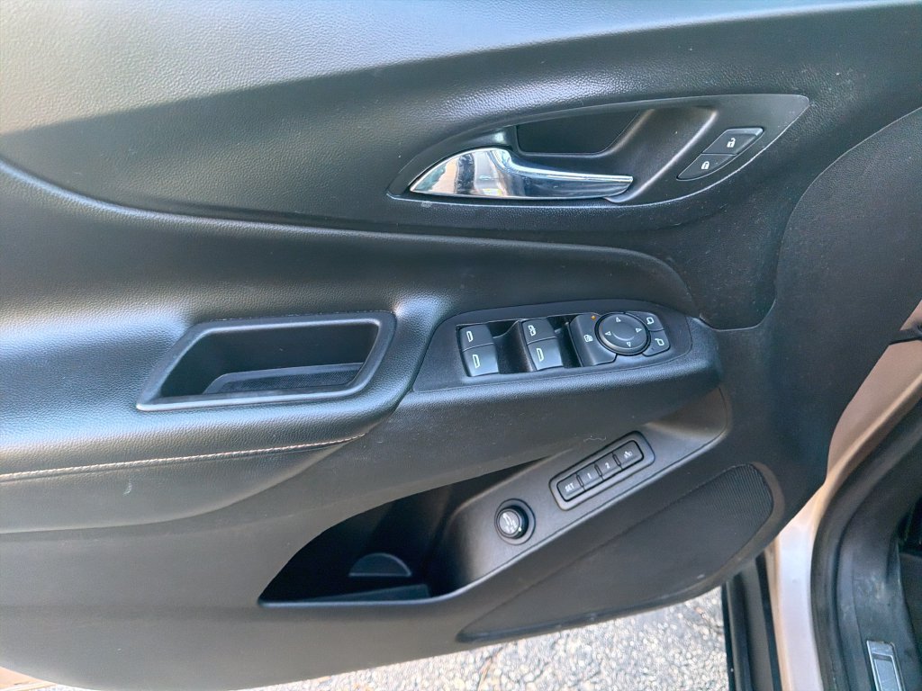 Used 2019 Chevrolet Equinox Premier AWD/4WD image 12