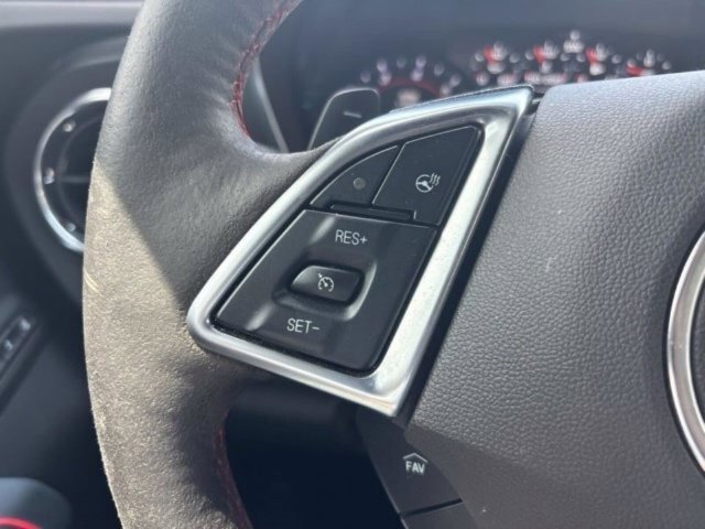 Used 2018 Chevrolet Camaro ZL1 RWD image 21