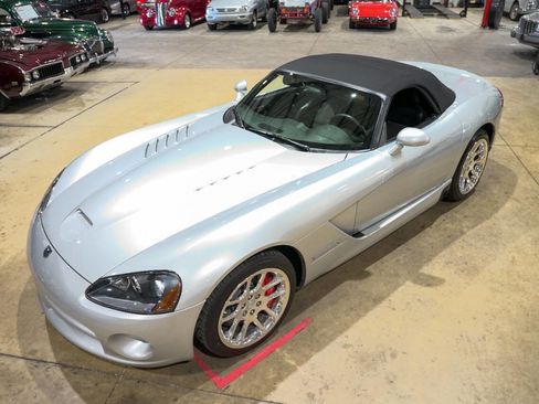 Used 2004 Dodge Viper SRT-10 image 27