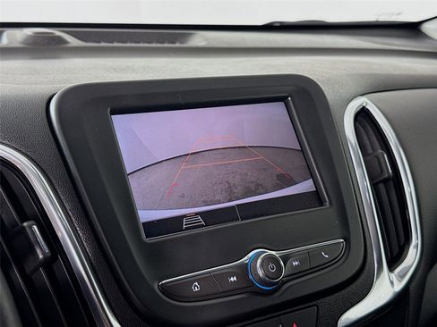 Used 2024 Chevrolet Equinox LT image 13