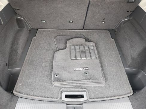 Used 2023 Nissan Rogue SV image 13