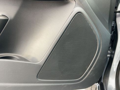 Used 2022 Chevrolet Colorado LT w/ Safety Package image 22