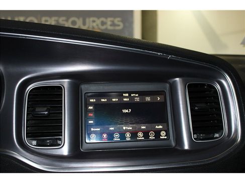 Used 2020 Dodge Charger SXT w/ Leather Interior Group image 30