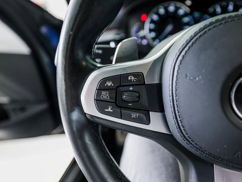 Used 2018 BMW M550i xDrive image 17