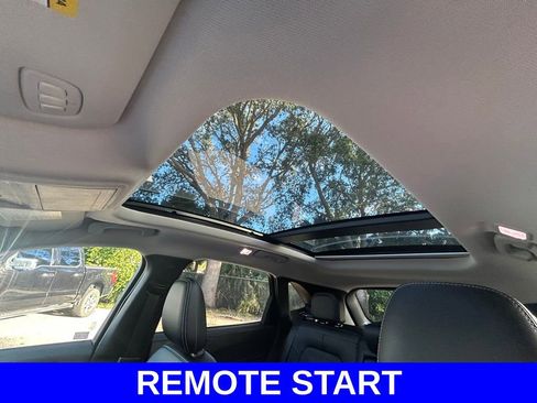 Certified 2024 Ford Escape SE w/ PHEV Premium Package FWD image 11