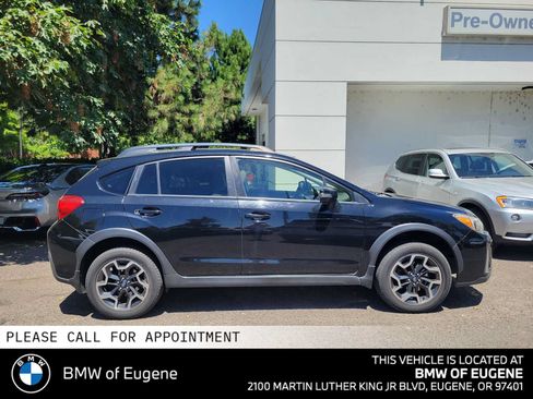 Used 2017 Subaru Crosstrek 2.0i Limited AWD/4WD image 2