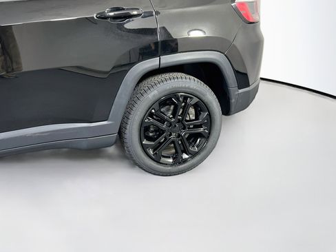 Used 2022 Jeep Compass Limited w/ Sun and Sound Group AWD/4WD image 29