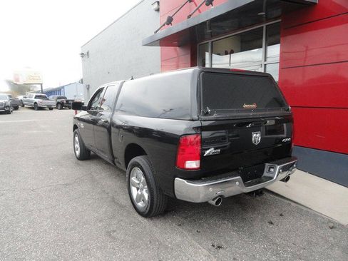 Used 2018 RAM 1500 Big Horn AWD/4WD image 3