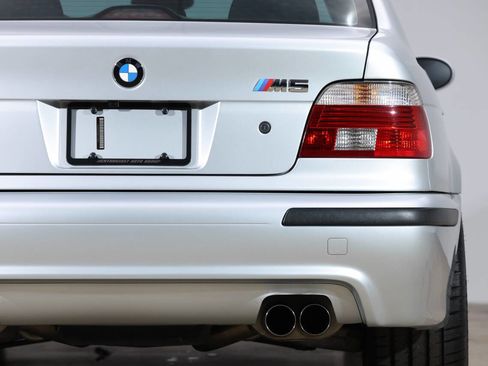 Used 2003 BMW M5 image 22