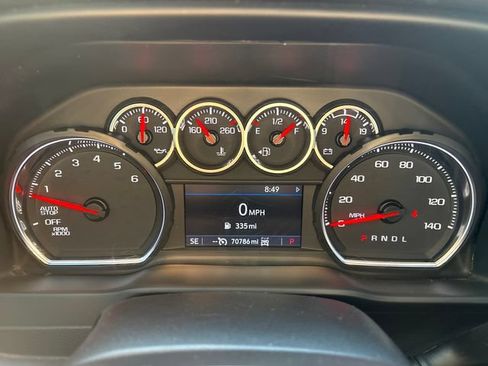 Used 2021 Chevrolet Silverado 1500 LTZ AWD/4WD image 13