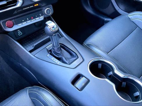 Certified 2024 Ford Mustang GT Premium image 17