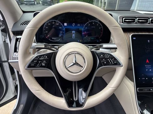 Used 2022 Mercedes-Benz S 580 4MATIC Sedan image 33