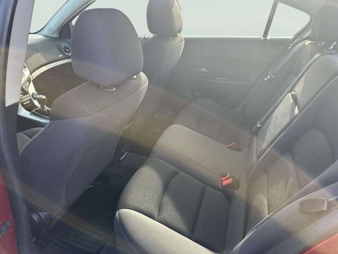 Used 2012 Chevrolet Cruze LT image 10