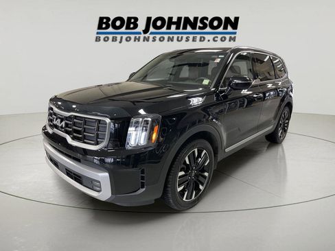 Used 2023 Kia Telluride SX image 3