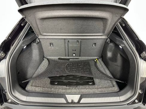 Used 2023 Volkswagen ID.4 Pro S image 29