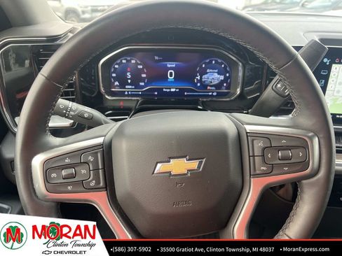 Used 2024 Chevrolet Silverado 1500 LT AWD/4WD image 18