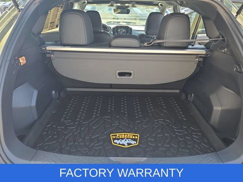 Used 2024 Subaru Crosstrek 2.5i Wilderness w/ Crosstrek Mirror Package AWD/4WD image 13