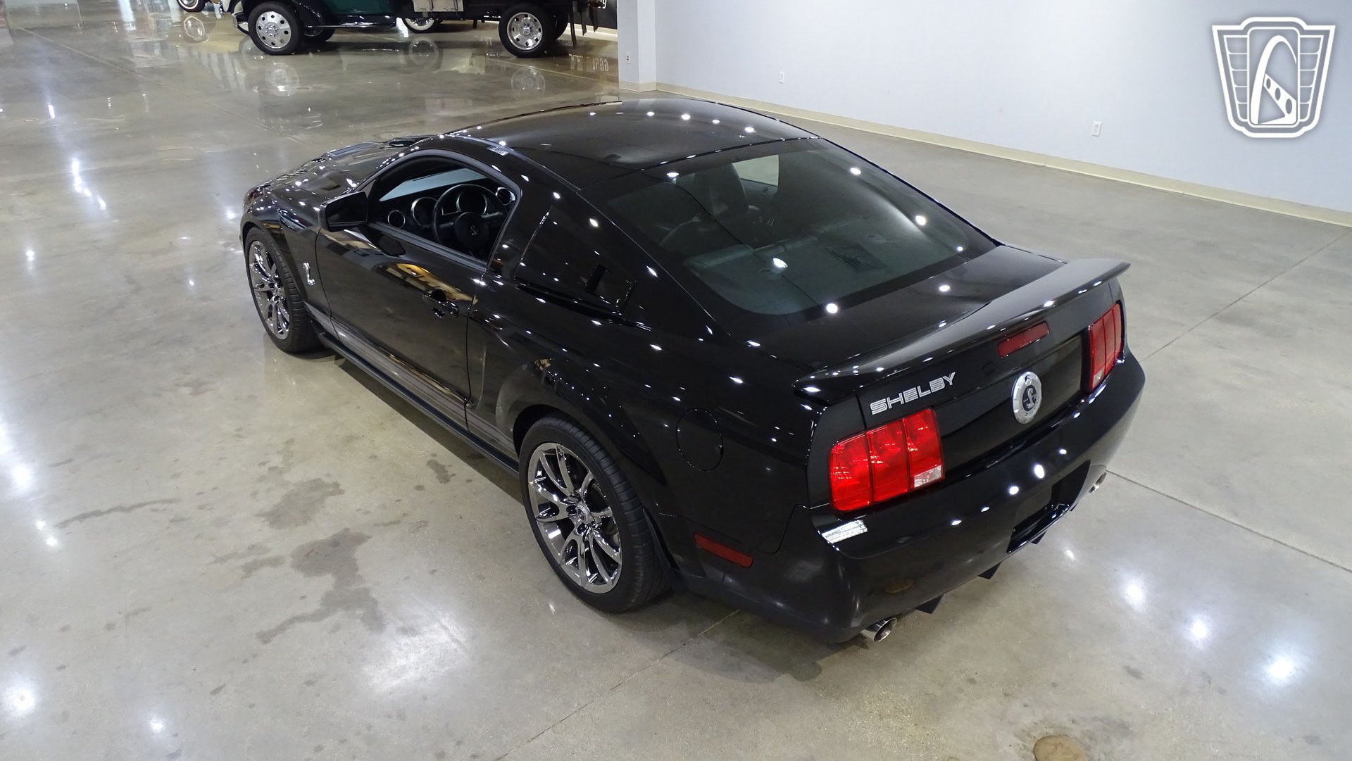 Used 2007 Ford Mustang Shelby GT500 RWD image 8