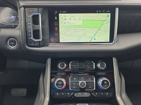 Used 2022 GMC Yukon XL Denali AWD/4WD image 22