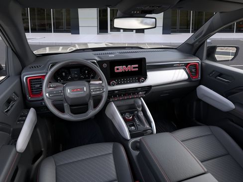 New 2026 GMC Canyon AT4X w/ LPO, Black Badging Package AWD/4WD image 15