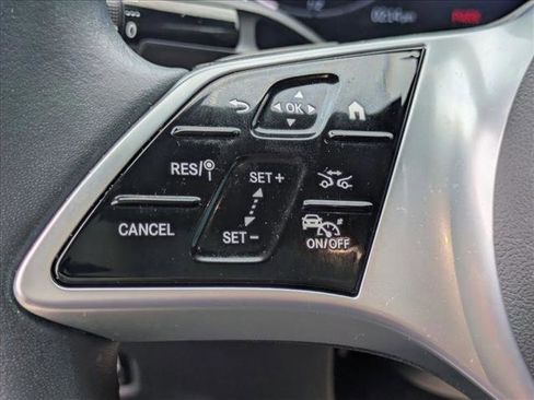 Used 2022 Mercedes-Benz C 300 Sedan image 12