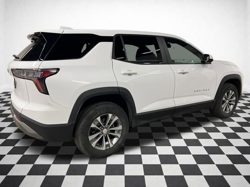 Certified 2025 Chevrolet Equinox LT w/ Safety and Technology Package AWD/4WD image 9